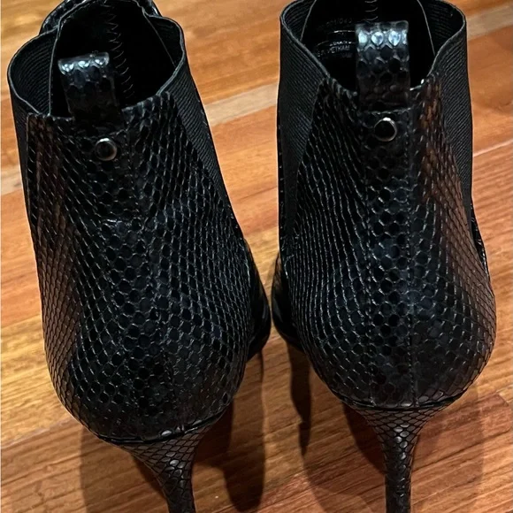 Zara hi heel boots - Picture 3 of 9